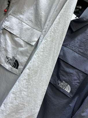 The North Face veste imperméable légère et résistante image 4