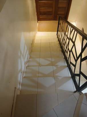 Appartement F3 à louer image 3