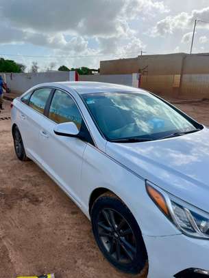 Hyundai Sonata image 3
