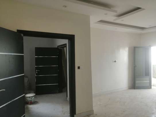 Appartement F3 tout neuf à louer à Yoff au 3e étage image 5