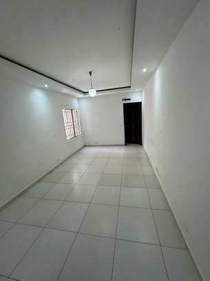 Appartement type F5 - 220m2 - Mermoz Pyrotechnique image 8
