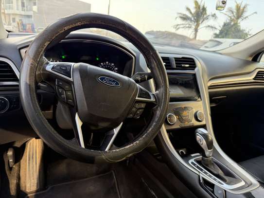 Ford fusion image 6