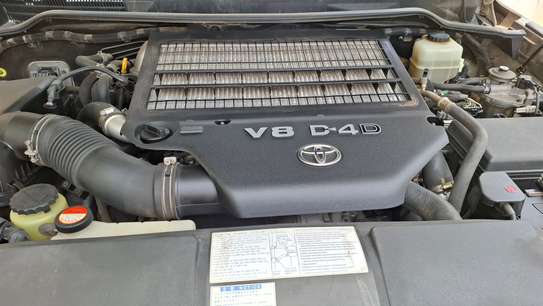 Vente véhicule Toyota V8 image 6
