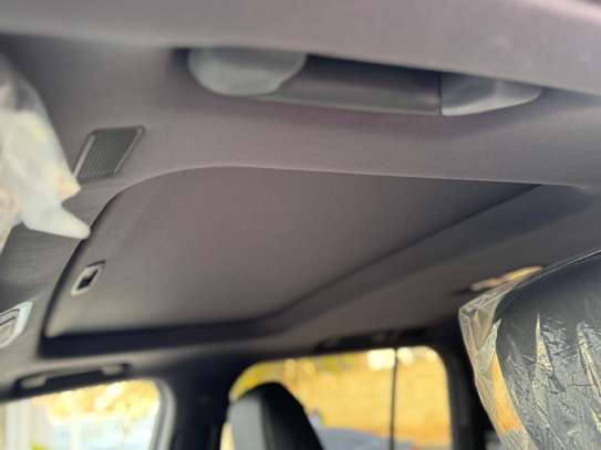 Toyota land cruiser VX image 15