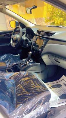 Nissan rogue image 4