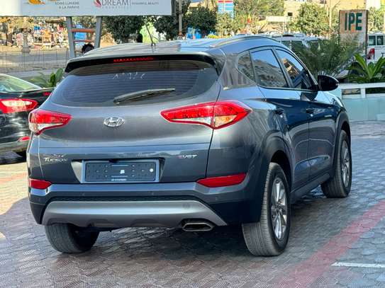 Hyundai Tucson image 6