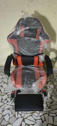 Chaise gaming ergonomique rouge noir accoudoirs réglables image 2