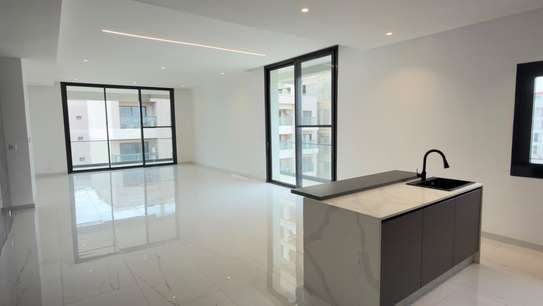 Appartement à louer aux Almadies de grand standing image 8