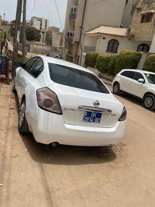 Nissan altima image 1