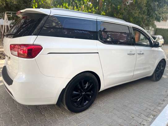 Kia carrens 2017 image 9