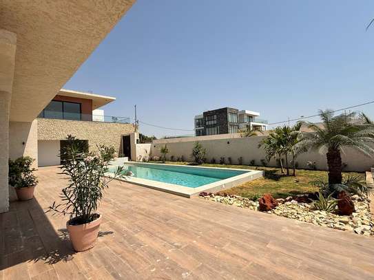 Belle villa toute neuve  sise saly,très moderne… image 7
