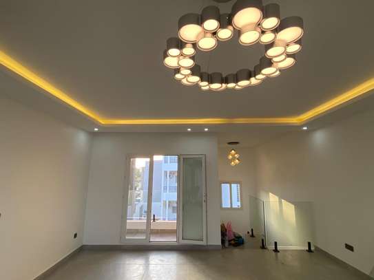 F6 en Triplex corniche Ouakam image 8
