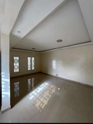VILLA R+1 A LOUER image 6