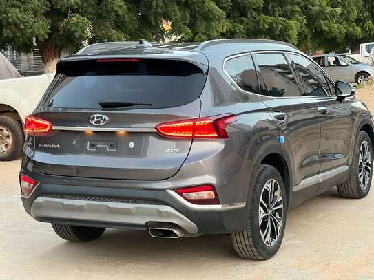 HYUNDAI SANTAFE 2019 image 3