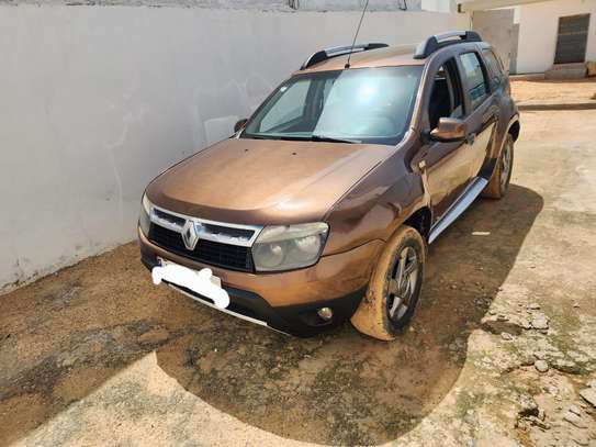 RENAULT DUSTER 2014 image 2