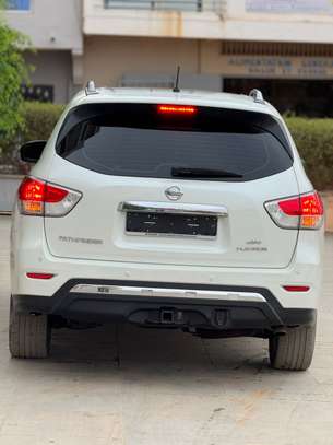 Nissan Pathfinder 2016 image 9