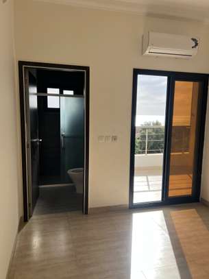 APPARTEMENT F4 VUE MER Almadies image 11