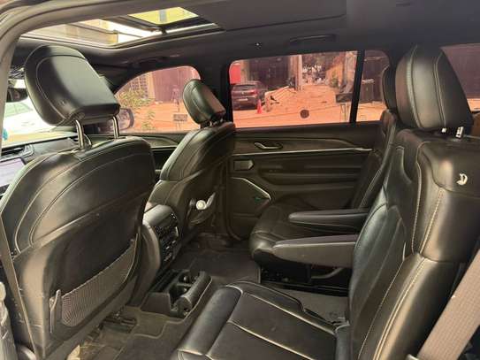 Grand Jeep Cherokee OVERLAND  4x4 SUV Gris métallisé image 6