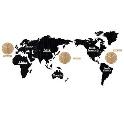 horloge murale 3D avec la carte du monde en bois grande image 2