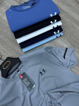 Under Armour T-shirt sport respirant plusieurs couleurs image 4