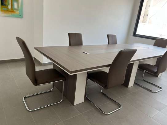 Salle de réunion a la Cite Keur Gorgui image 6