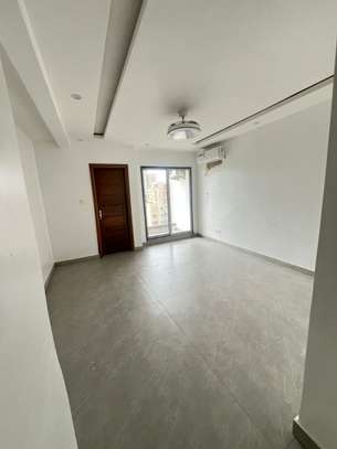 Appartement F4 à louer à Dakar Plateau image 1