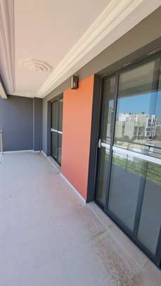 APPARTEMENT F4 NEUF A VENDRE A NGOR-ALMADIES image 5