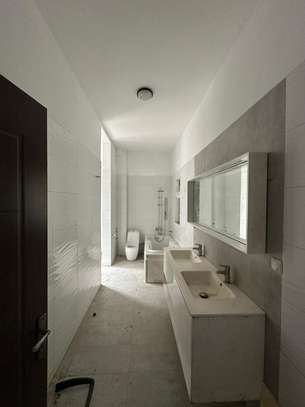 Magnifique appartement de type F4 à louer image 11
