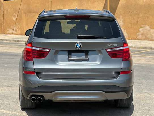 BMW x3 2017 venant 4 cylindres image 2