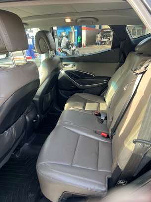 Hyundai Santa Fe image 7