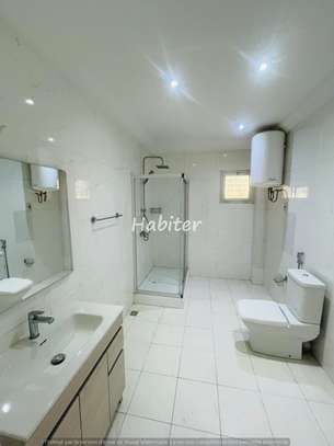 Appartement à louer aux Almadies image 9
