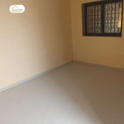 Studio à Louer – Batrain (RDC) image 1
