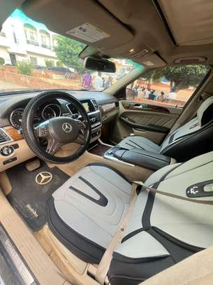 Mercedes Benz 2015 image 8