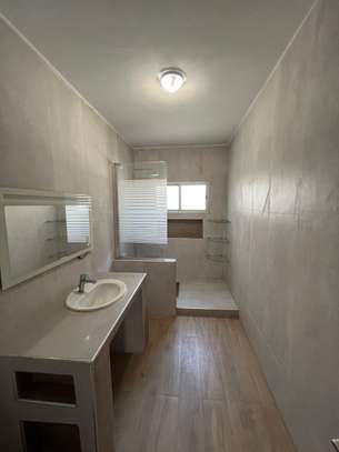 Villa R +1 à vendre au point e image 2