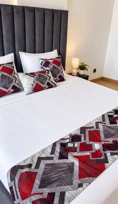 À LOUER Zone B – GRAND F2 MEUBLÉ DE 90 m² – MINIMUM 3 MOIS image 5