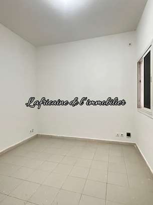 Appartement F3 à louer à Ngor image 7