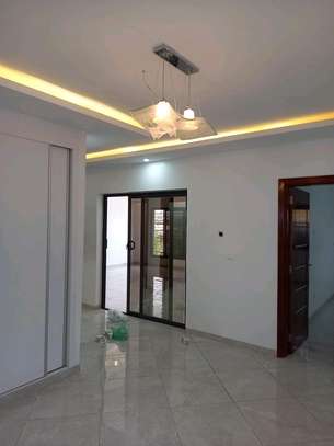 Bel appartement 3 chambres à Yoff Hangar Pèlerin image 9