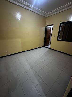 STUDIO F2 À  LOUER À  NGOR image 1