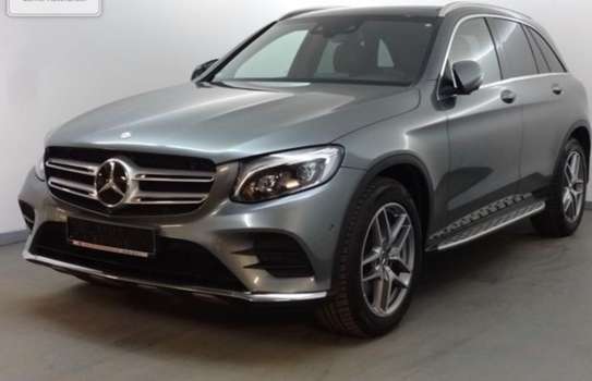 Mercedes-Benz GLC 250 d AMG Line image 2