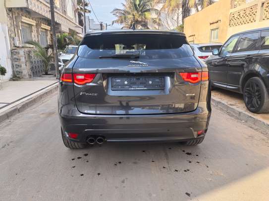 jaguar f pace 2019 image 13