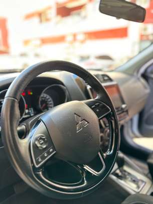 Mitsubishi rvr 2020 image 12
