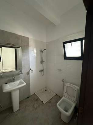Magnifique appartement de type F4 à louer image 15