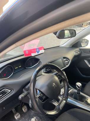 Peugeot 308 image 4
