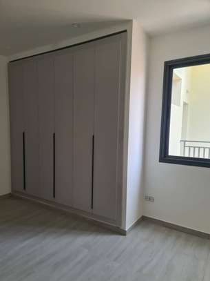 Appartement en duplex  à louer aux Almadies image 3