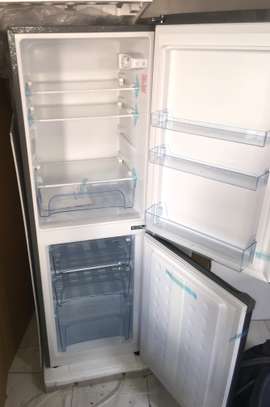 Réfrigérateur smart technology 3 tiroirs 186 litres A+ image 1