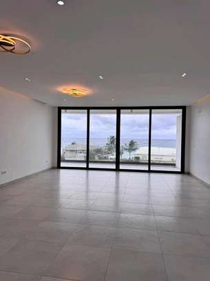 Magnifique F4 sur la corniche des almadies image 1