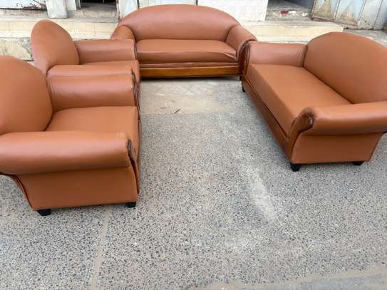 Salon 7 places image 1