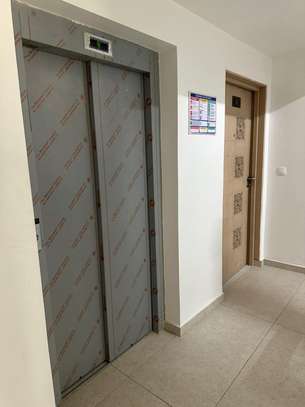 Appartement F4 dans un immeuble neuf à Ngor image 4