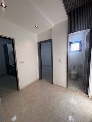 APPARTEMENT image 11