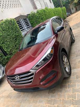 HYUNDAI TUCSON 2017 image 1